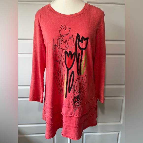 Jess &‎ Jane SM Red w Tulips Mineral Washed Long Sleeve Tunic - Picture 1 of 9